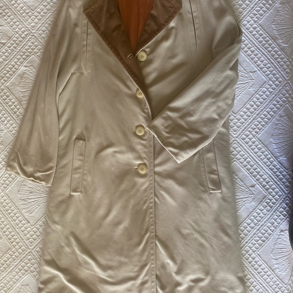 Elegant Cream Women's Coat